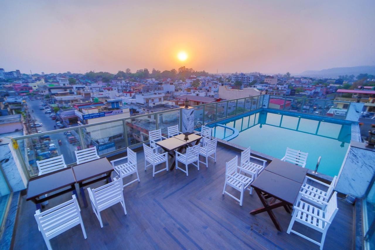 Hotel Holy Vivasa Rishīkesh Екстериор снимка