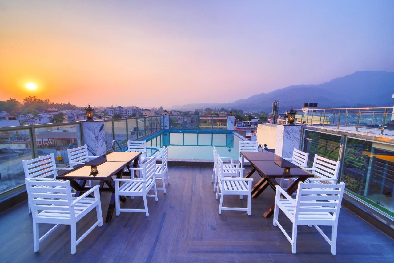 Hotel Holy Vivasa Rishīkesh Екстериор снимка