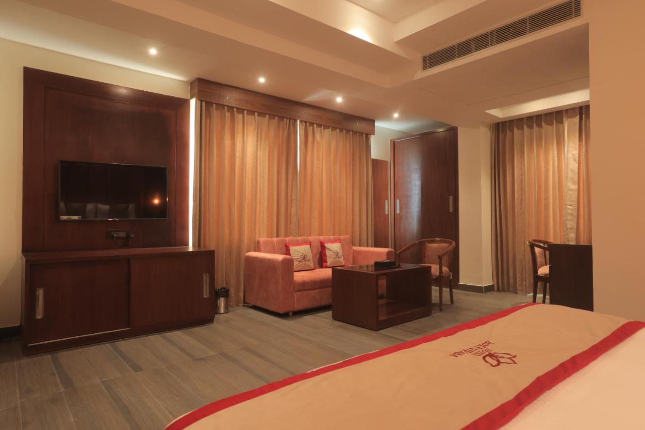 Hotel Holy Vivasa Rishīkesh Екстериор снимка
