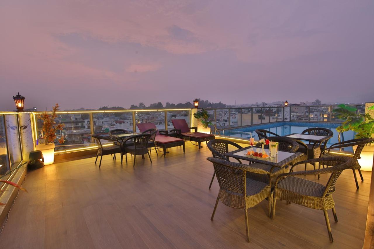 Hotel Holy Vivasa Rishīkesh Екстериор снимка