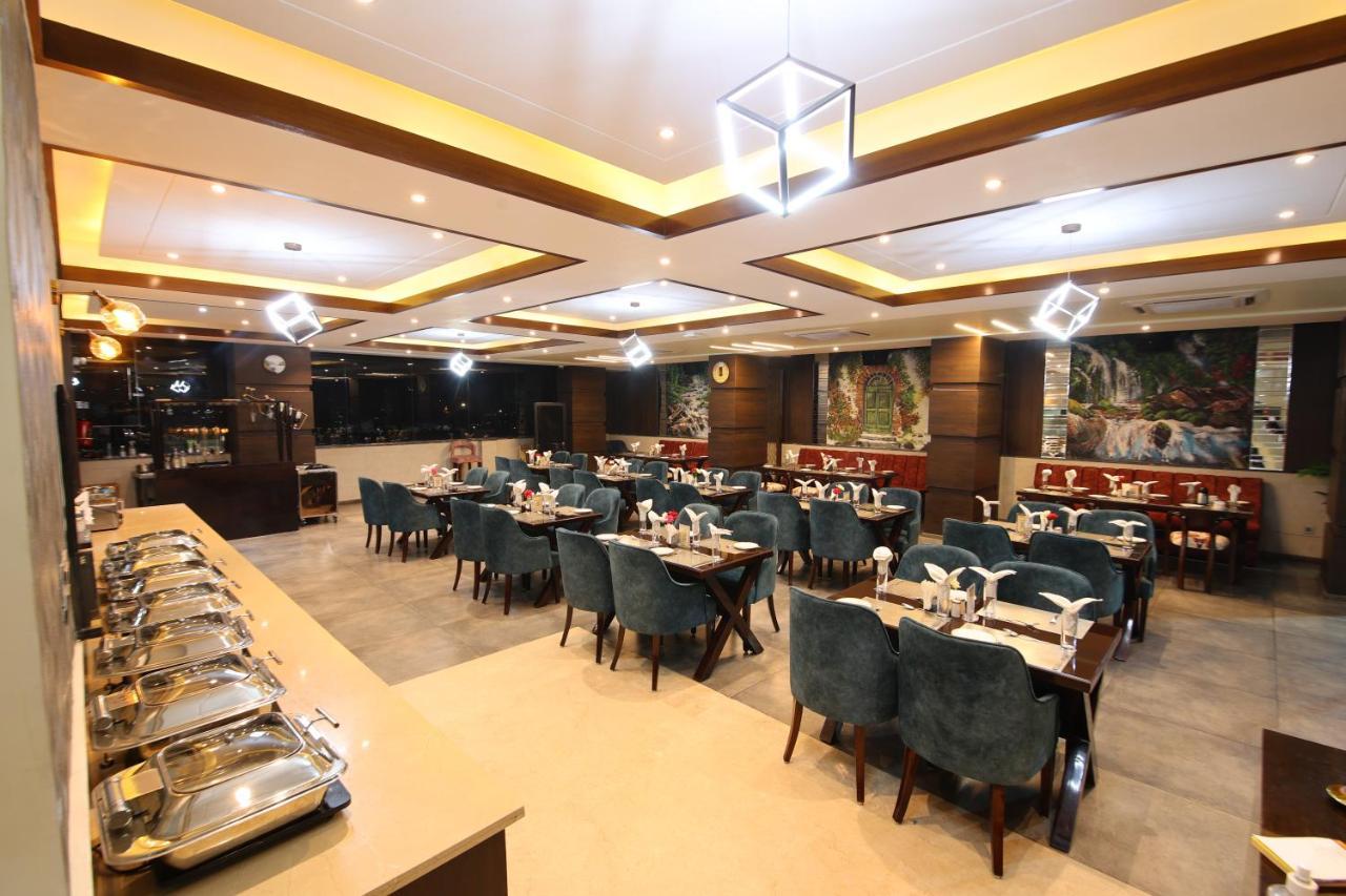 Hotel Holy Vivasa Rishīkesh Екстериор снимка