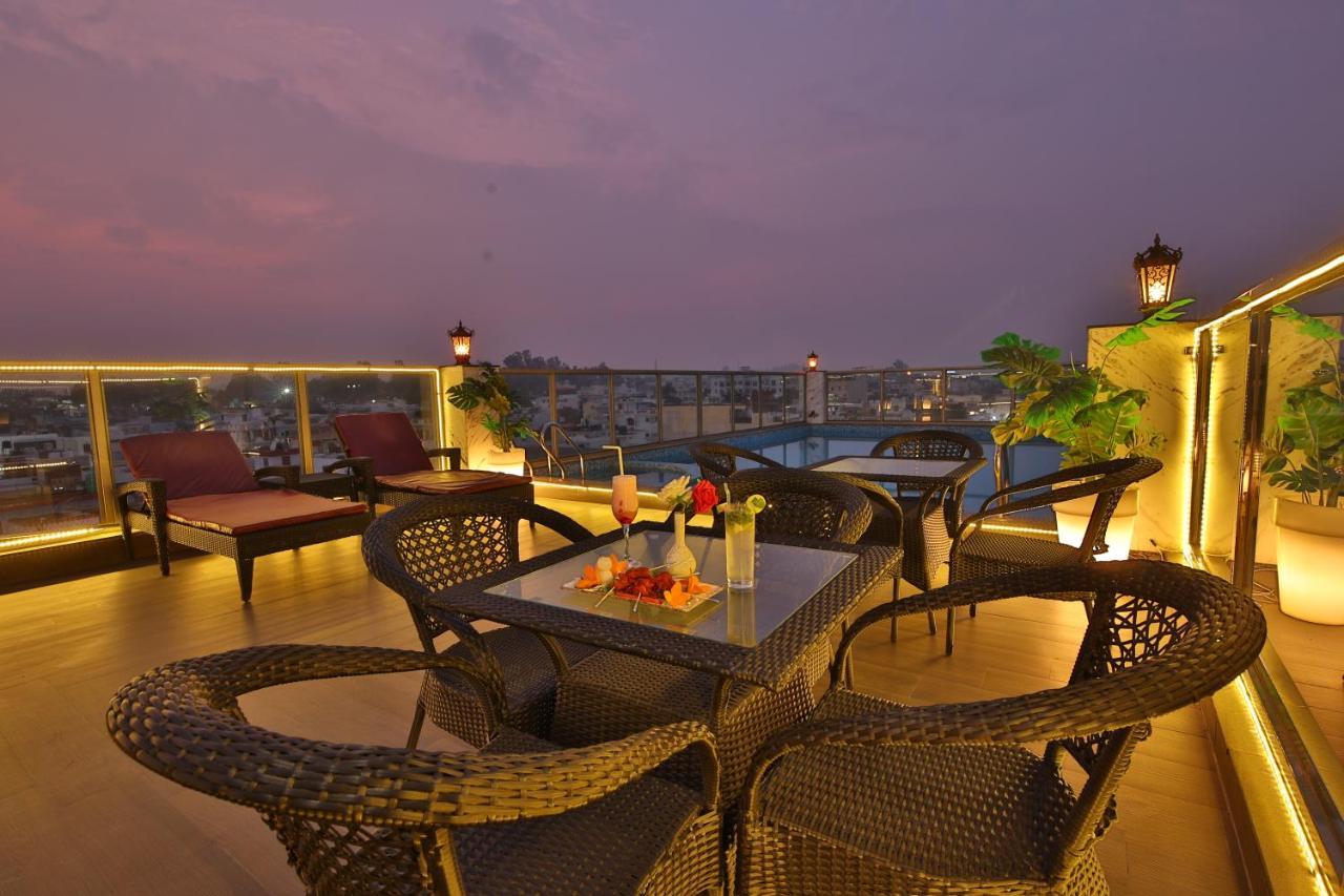 Hotel Holy Vivasa Rishīkesh Екстериор снимка